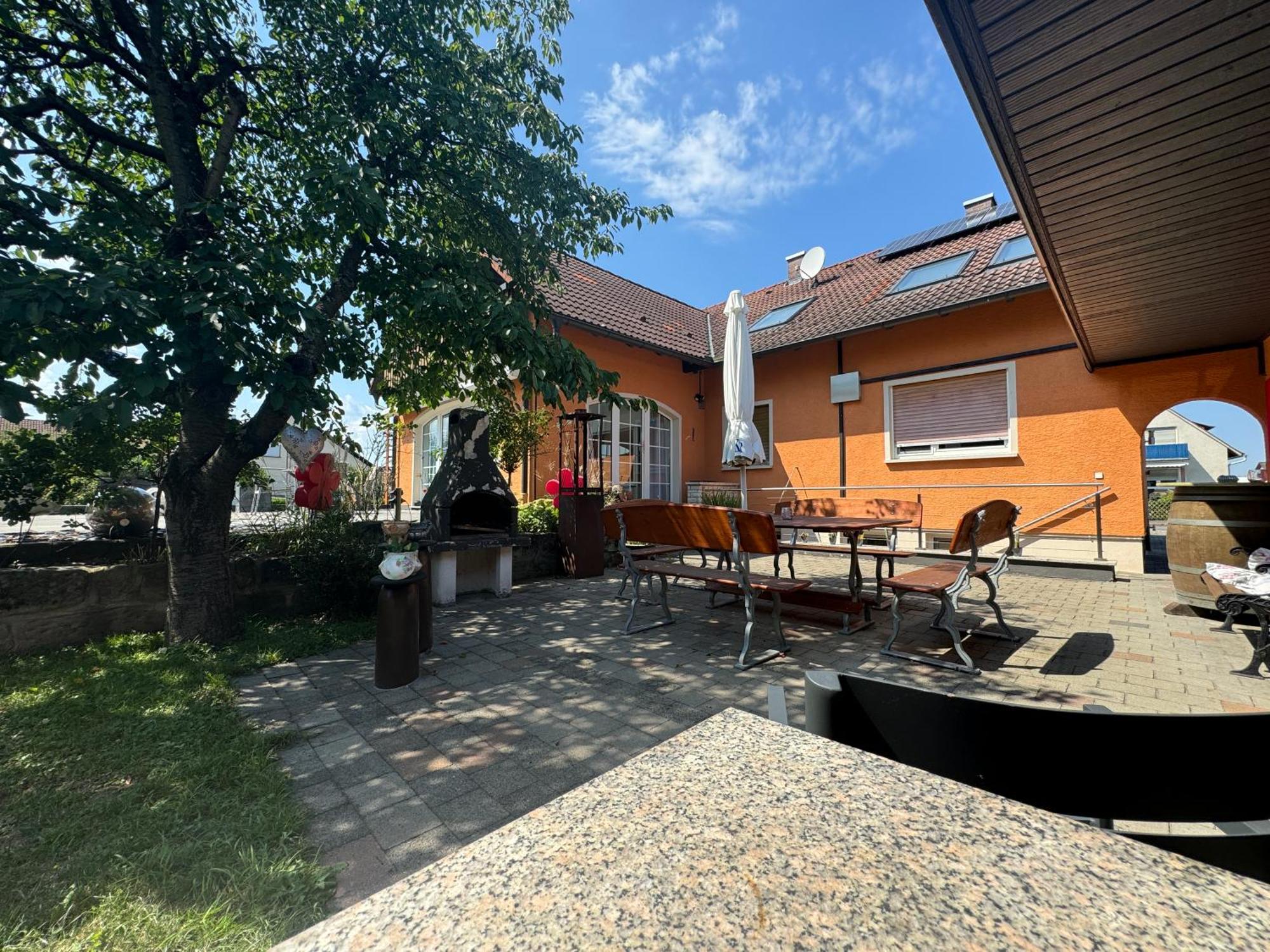 B&B’s im Aischgrund Adelsdorf Exterior foto