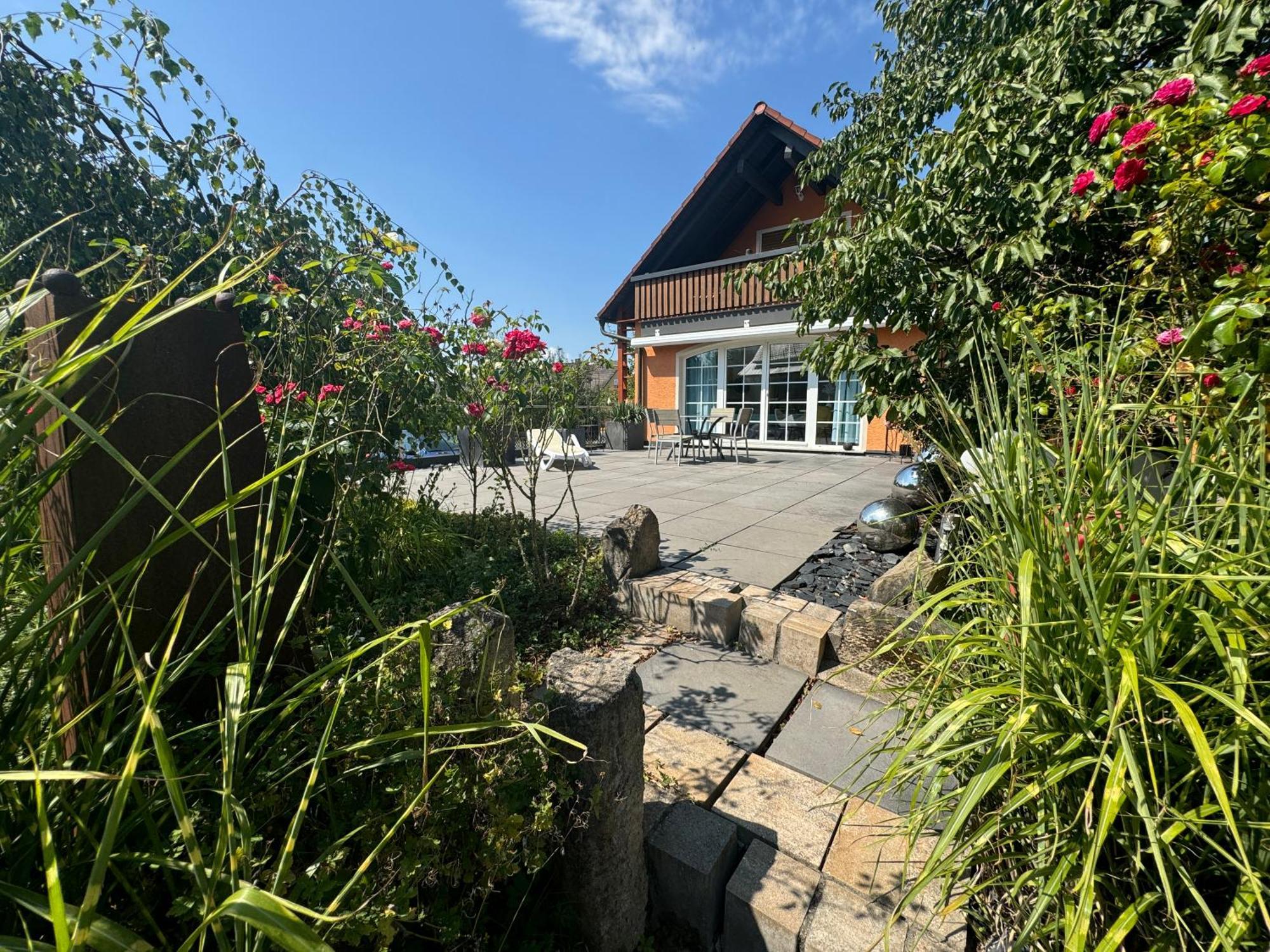 B&B’s im Aischgrund Adelsdorf Exterior foto
