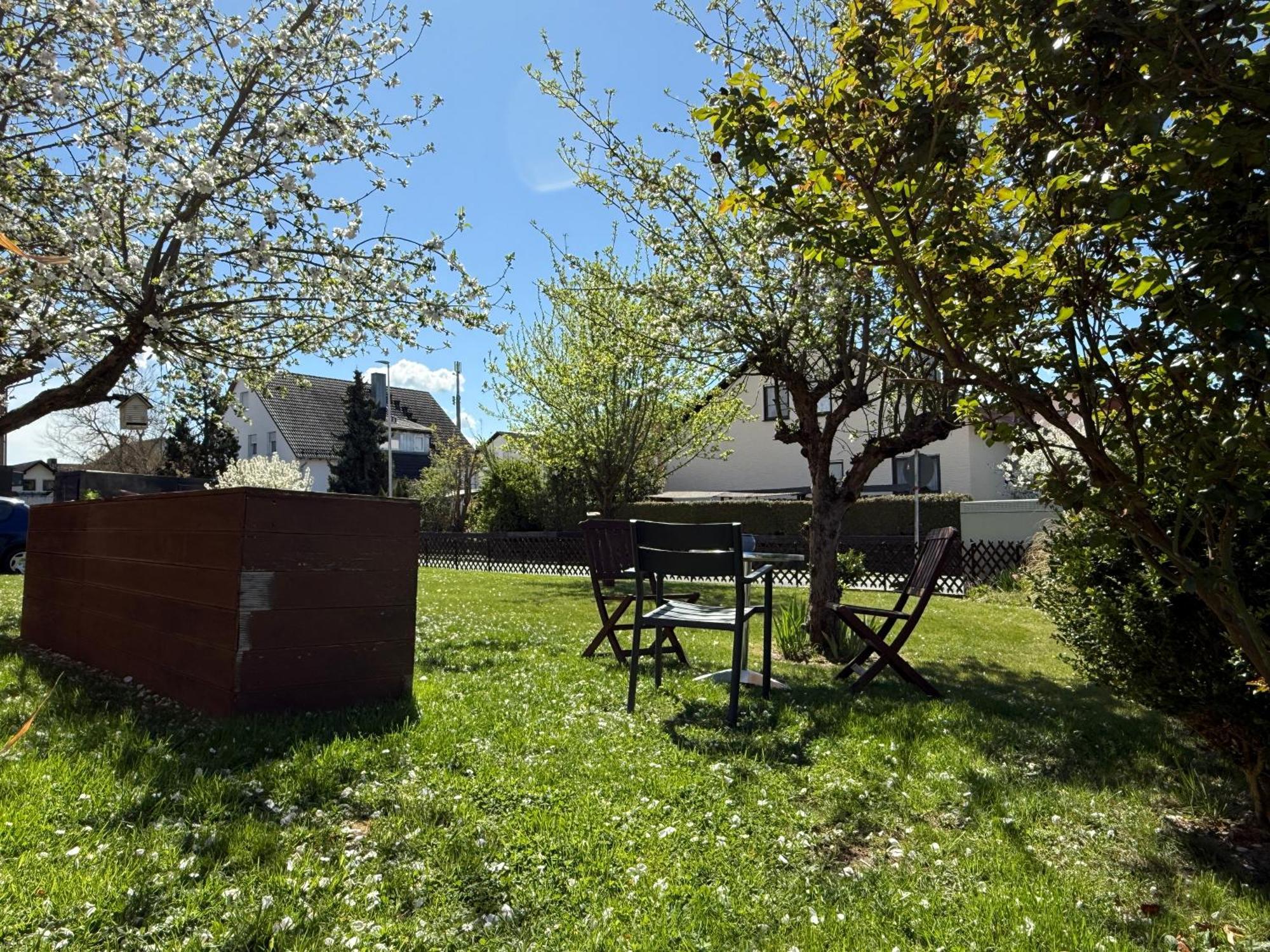 B&B’s im Aischgrund Adelsdorf Exterior foto