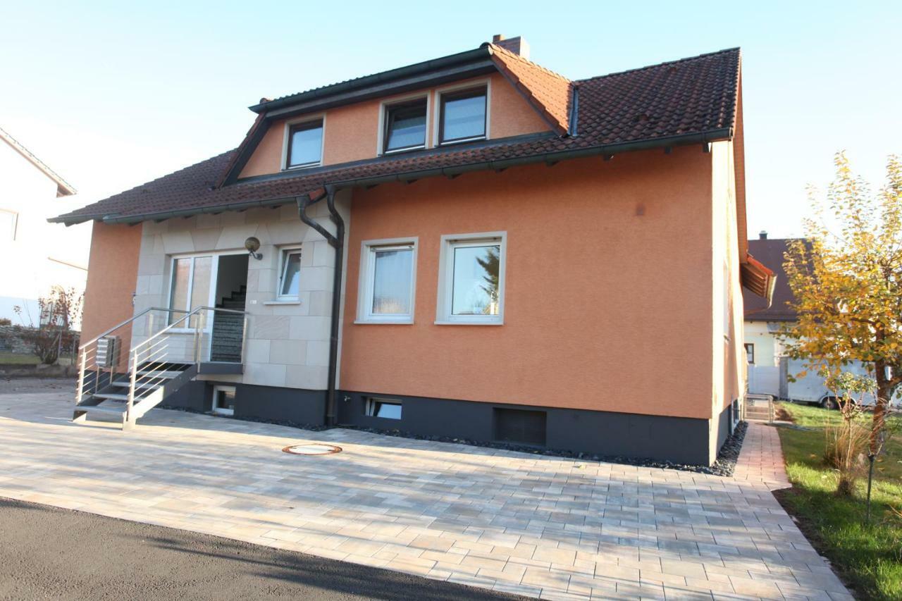 B&B’s im Aischgrund Adelsdorf Exterior foto